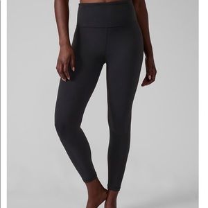 Athleta Ultra High-Rise Elation 7/8 Tight medium petite